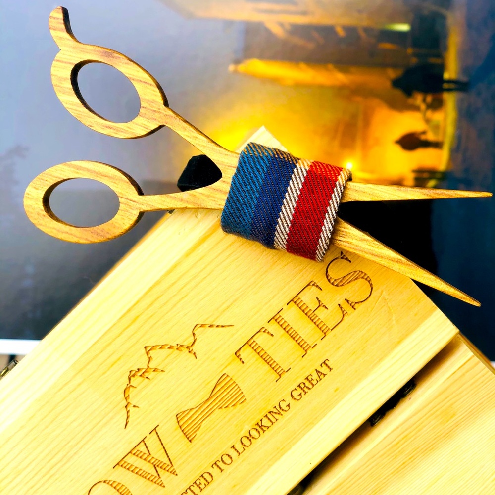 Wooden bow tie